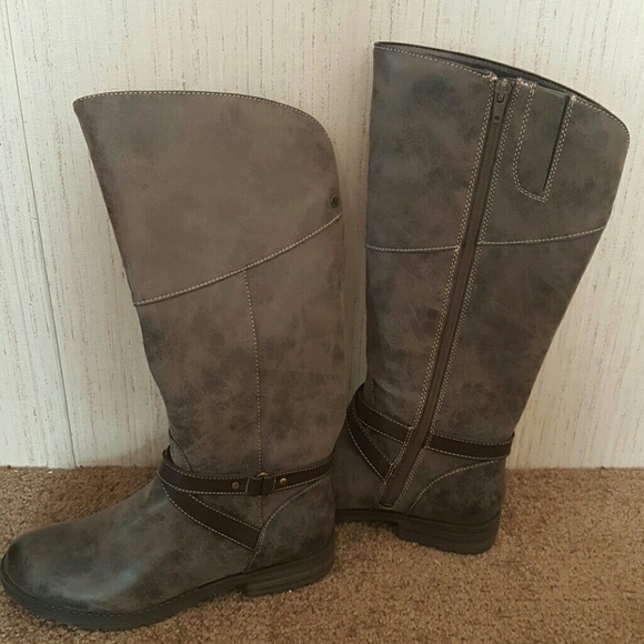 Shoes - Zipper boots